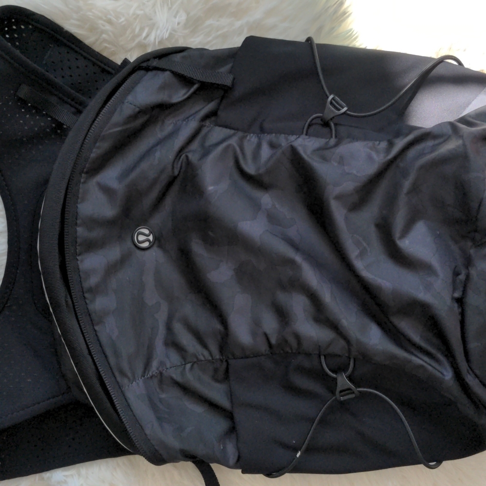 Lululemon Run All Day backpack - black camo